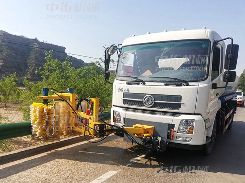 波形護欄 (4).jpg